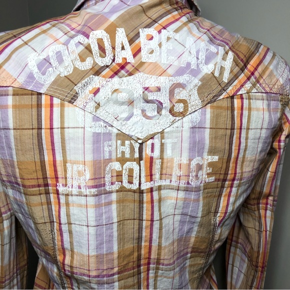 True Religion Button Down - Picture 4 of 8